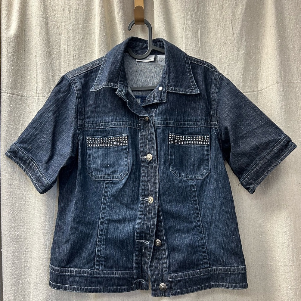 Chico's platinum Crop Denim Jacket/ Chico’s size 1
